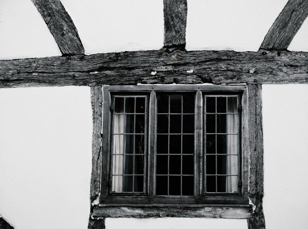The Pros and Cons of Renting Older Properties