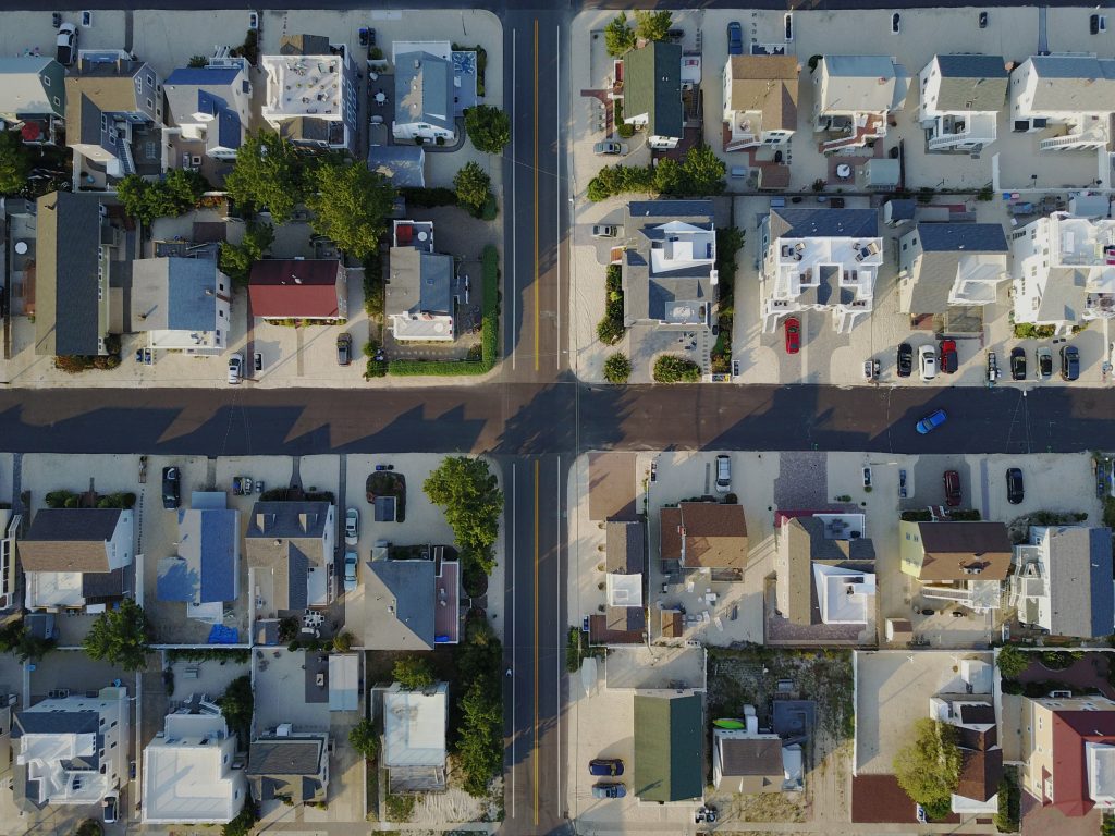What Landlords Should Know About Requiring Tenants to Purchase Renters Insurance